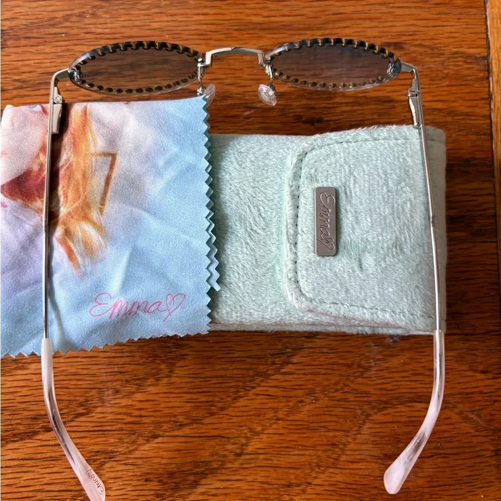 Y2K Emma Chamberlain x Crap Eyewear Sunglasses (Prima Donna, sold out model) - Picture 6 of 7